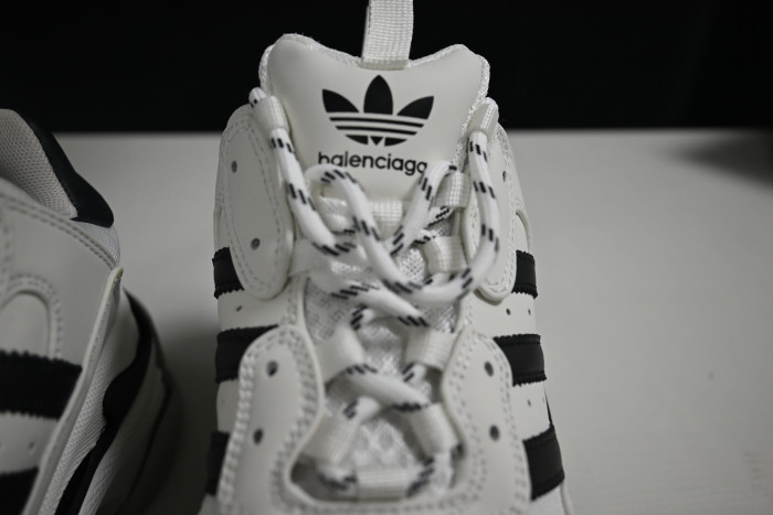 triples trainer sneakers 2000046