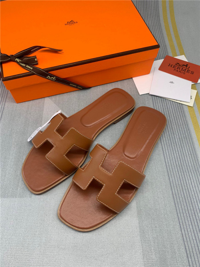 herme* sandal21