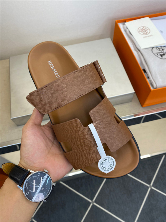 herme* sandal h57