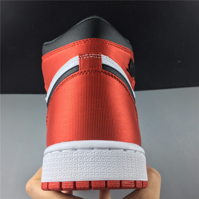 air jordan 1 satin black toe cd0461-016