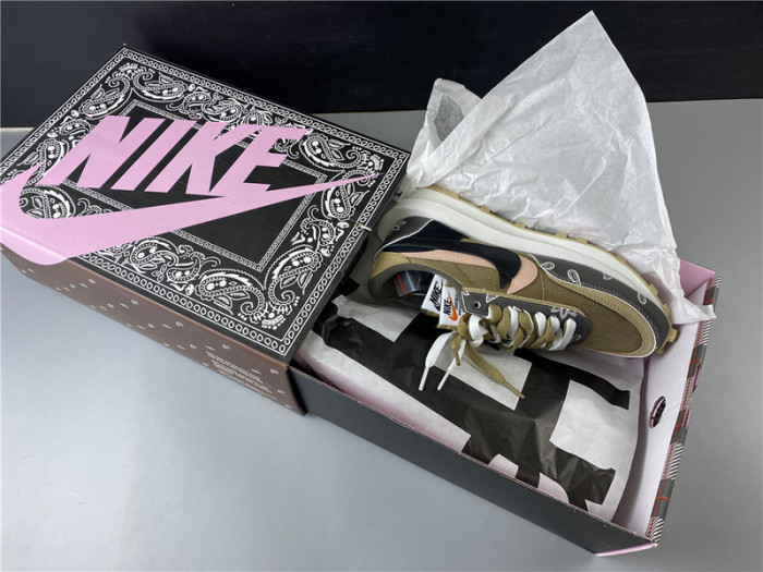 travis scott x sacai x nike ldv waffle daybreak" bv5053-001