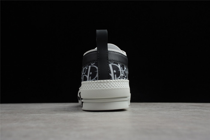 b23 oblique low black white sneakers t00480h051