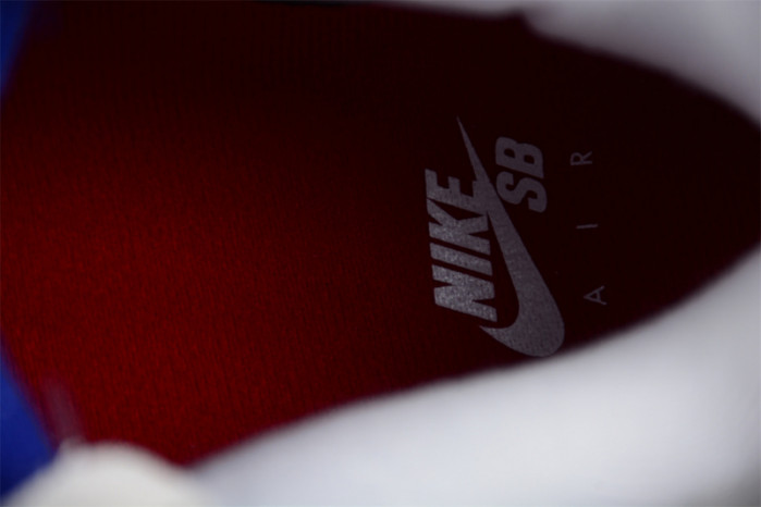 nike sb x air jordan 4 "sapphire" dr5415-102