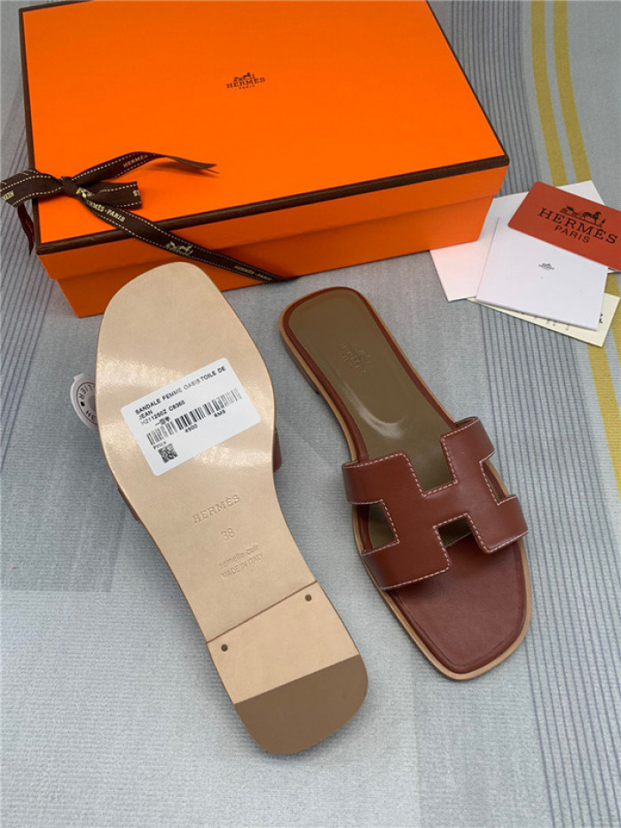 herme* sandal h38