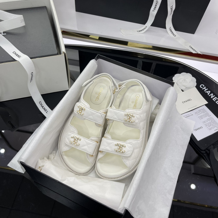 chane* sandal34