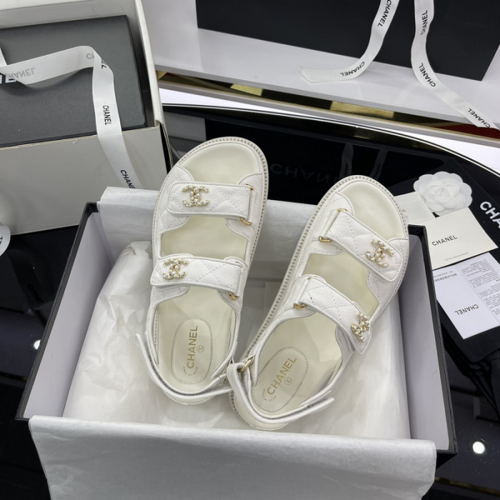 chane* sandal34