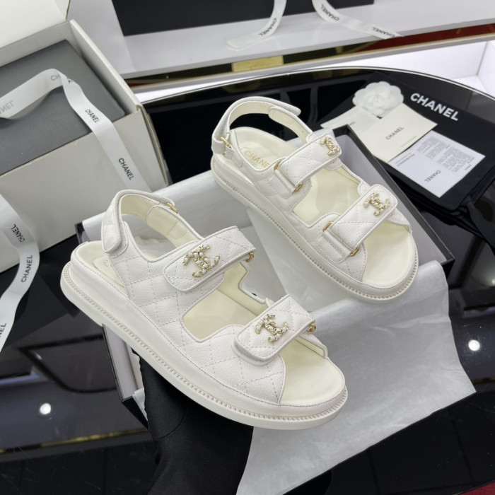 chane* sandal34