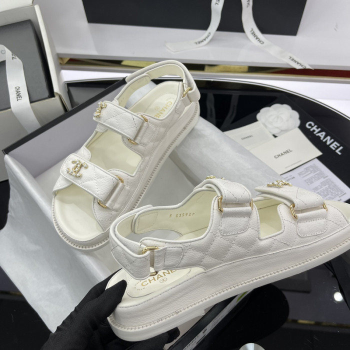 chane* sandal34