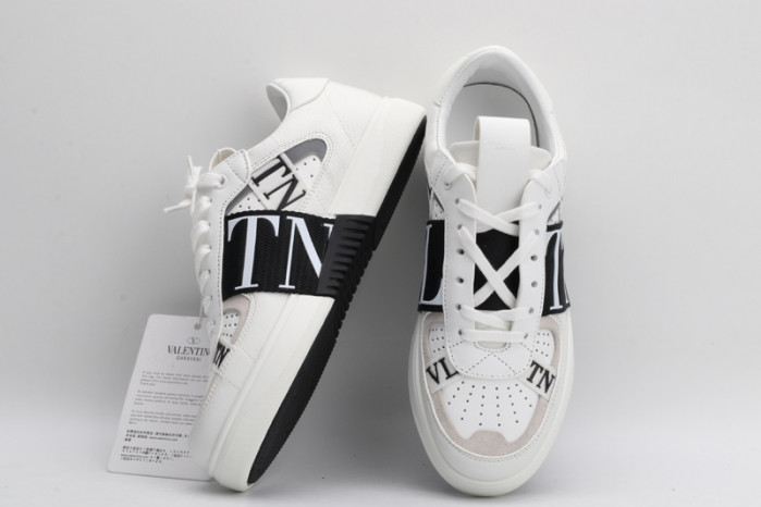 v*lentino garavani white vl7n sneakers m237119