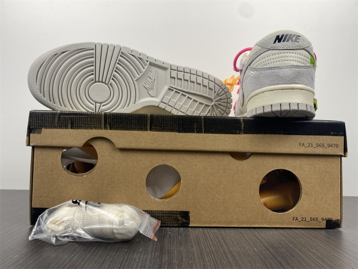 ofw x dunk low “17 of 50” dj0950-117