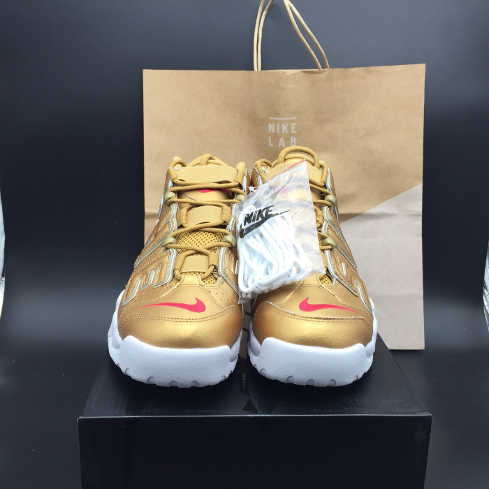 nike air more uptempo "S*p*e" metallic gold/white 902290-700