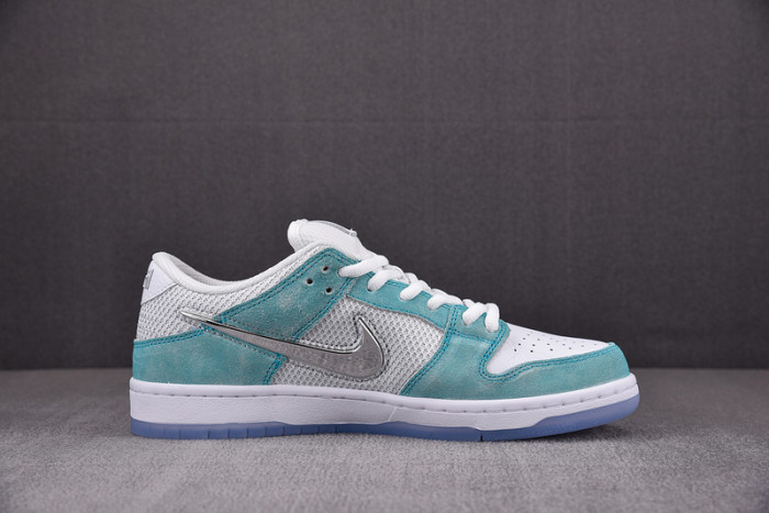 nike sb dunk low april skateboards fd2562-400
