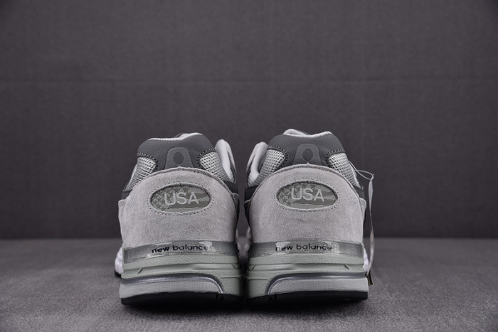 new balance 993 miusa grey mr993gl
