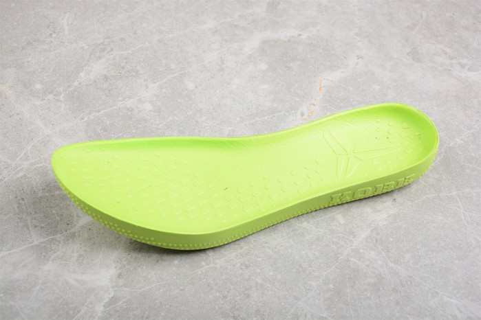 nike kobe 8 playoffs purple platinum 555035-500