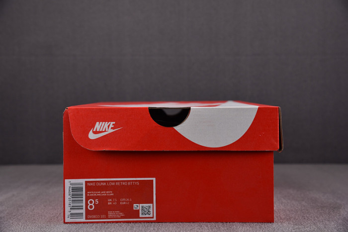 nike dunk low “clear jade” dv0833-101