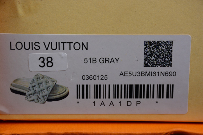 l&v slipper grey 20
