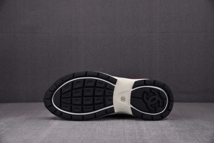 chane* snekaers c0000015