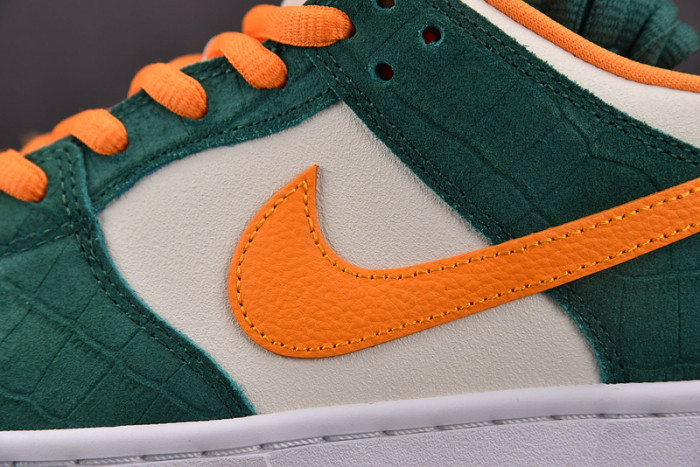 nike sb dunk low legion pine kumquat 304292-383